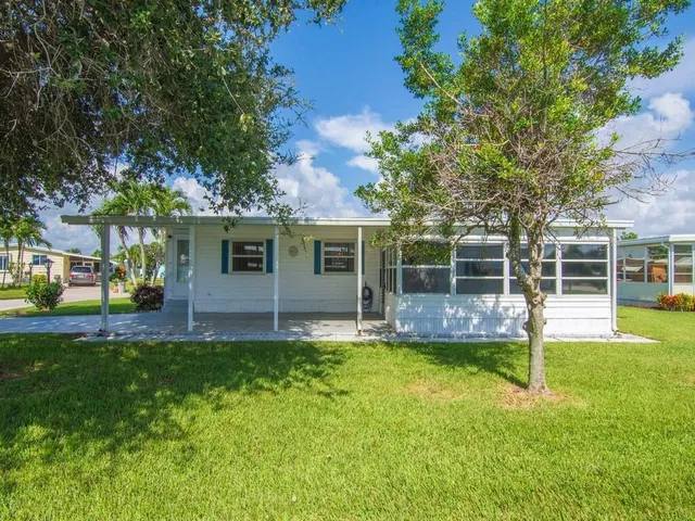  Residence photo 12