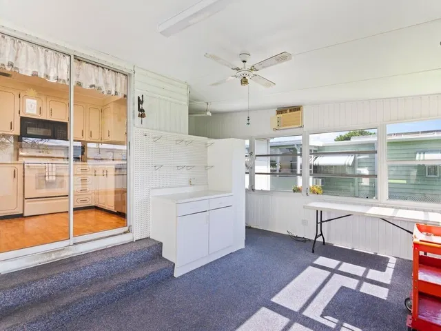  Residence photo 15