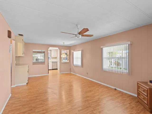  Residence photo 19
