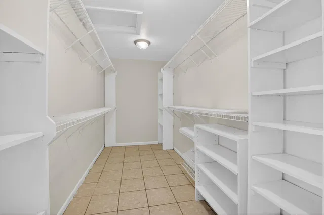  Residence photo 20