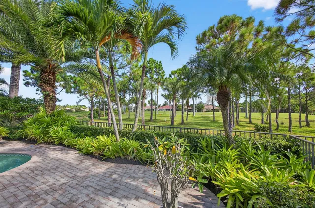 Mirasol Country Club Residence photo 63