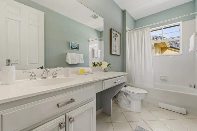 Evergrene Palm Beach Gardens Residence photo 23