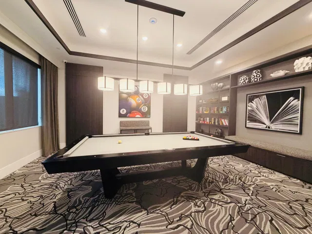 Residence photo 7