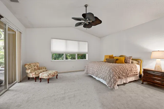 Residence photo 17