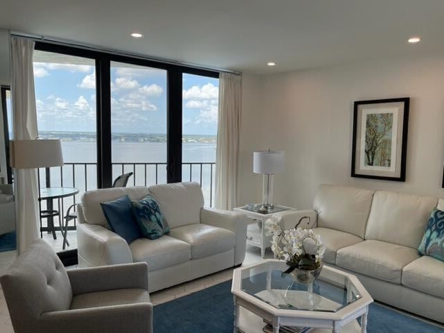 Harbour Point Singer Island Unit 1705 photo 9