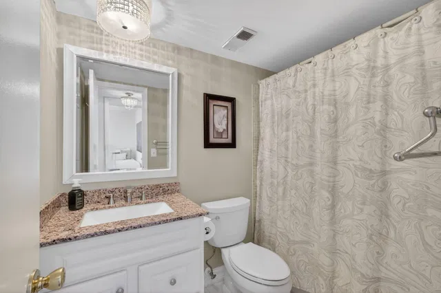  Unit 211 photo 20