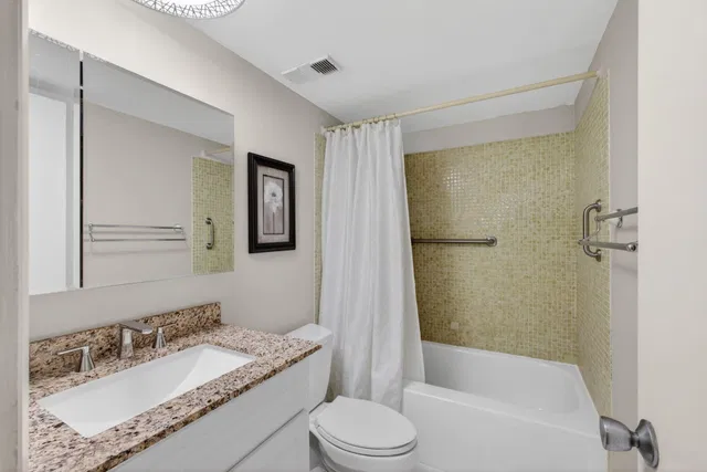  Unit 211 photo 26