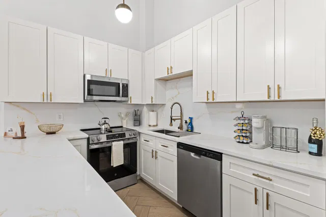 Residence photo 9