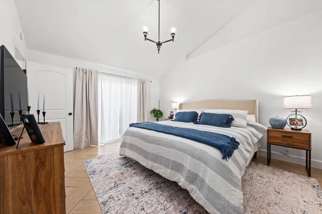 Residence photo 14