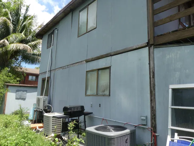 Residence photo 2