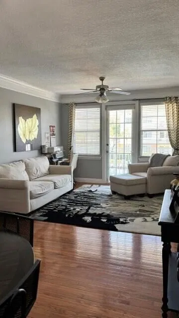  Unit 3202 photo 8