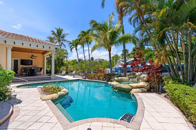 Harbour Isles Residence photo 32