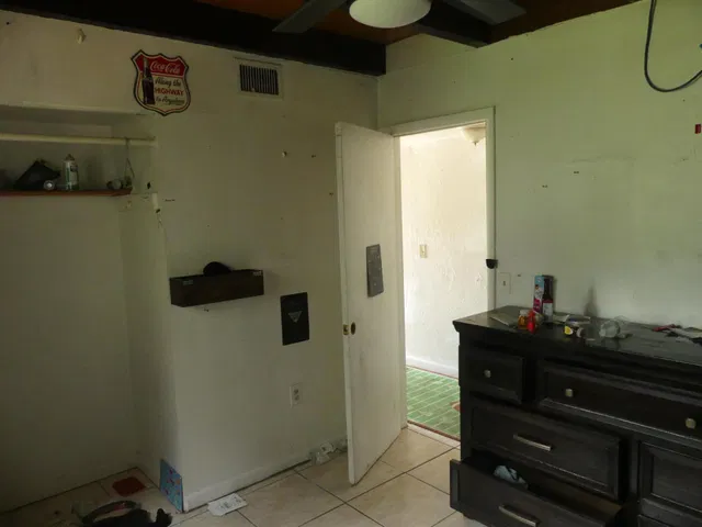 Residence photo 9