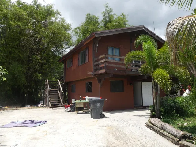Residence photo 20