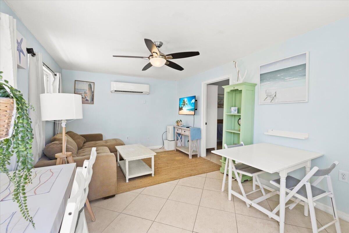 Residence photo 19