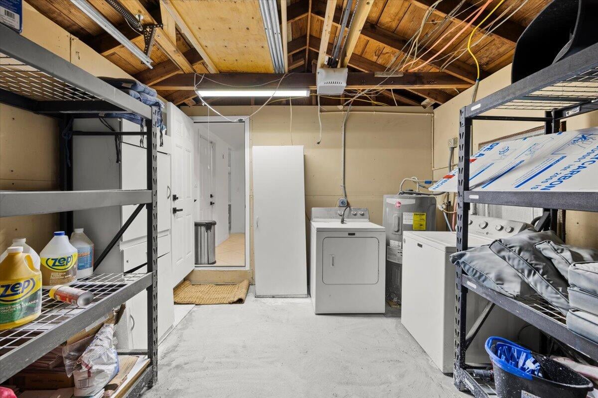 Residence photo 26