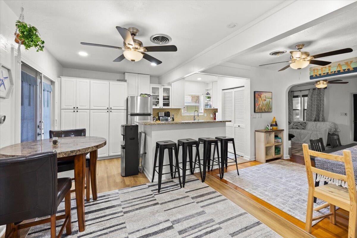  Residence photo 8