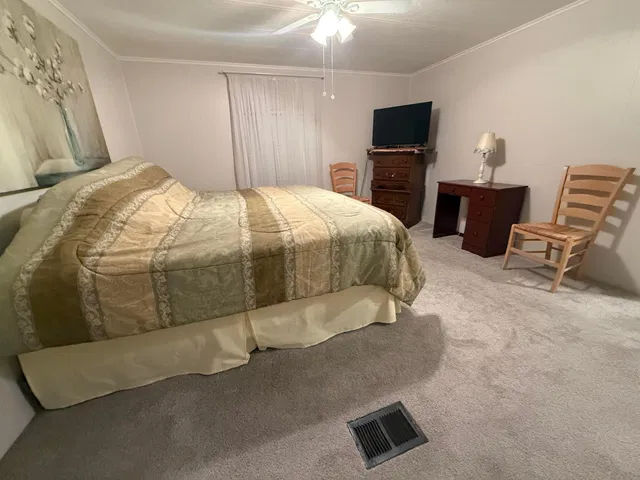 Residence photo 18