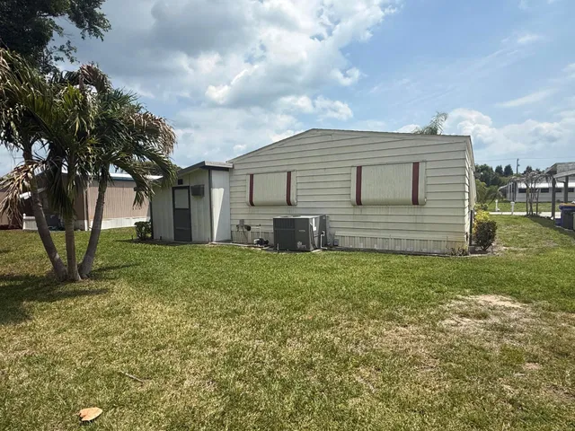 Residence photo 33