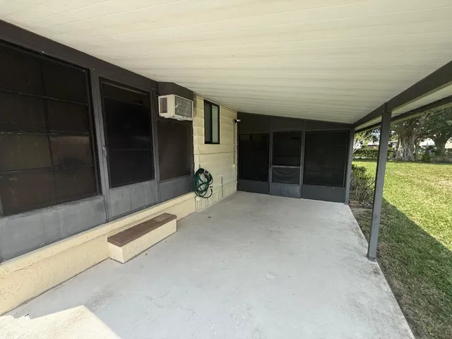 Residence photo 36