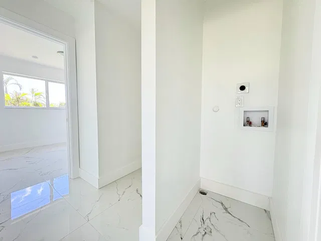 Residence photo 30