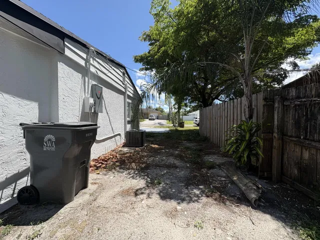Residence photo 33