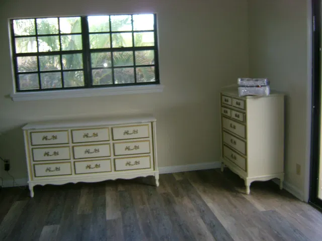 Residence photo 3