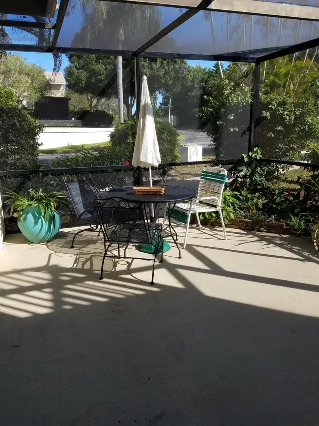 Residence photo 4