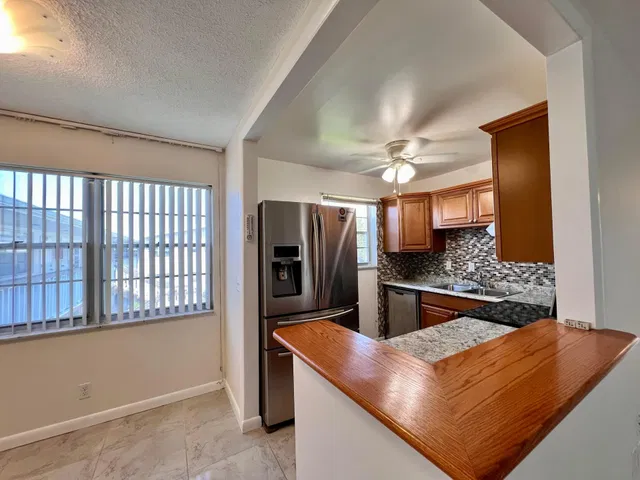 Residence photo 27
