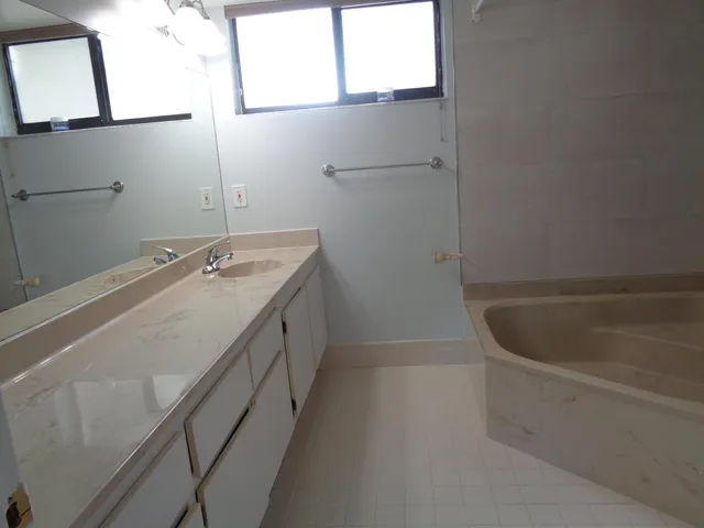  Unit 201 photo 10