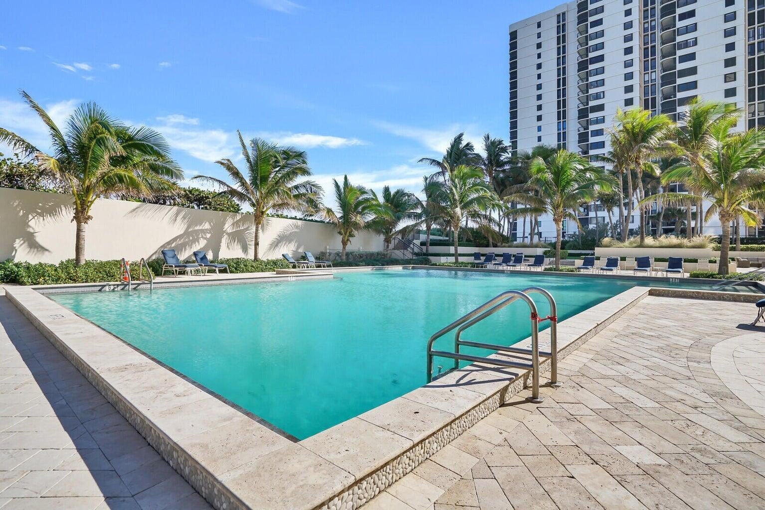 Eastpointe Singer Island Unit 18j photo 5