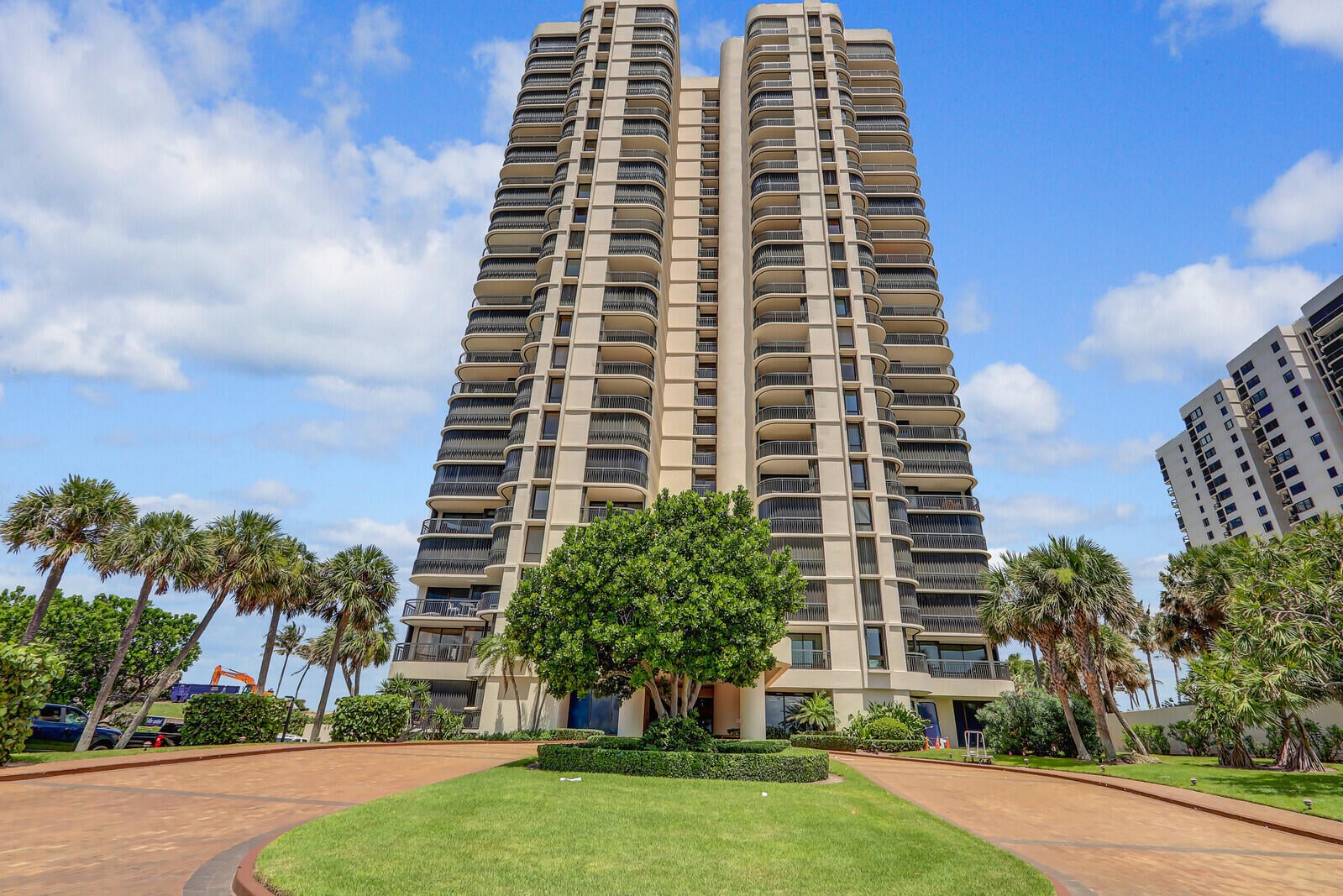 Eastpointe Singer Island Unit 18j photo 69