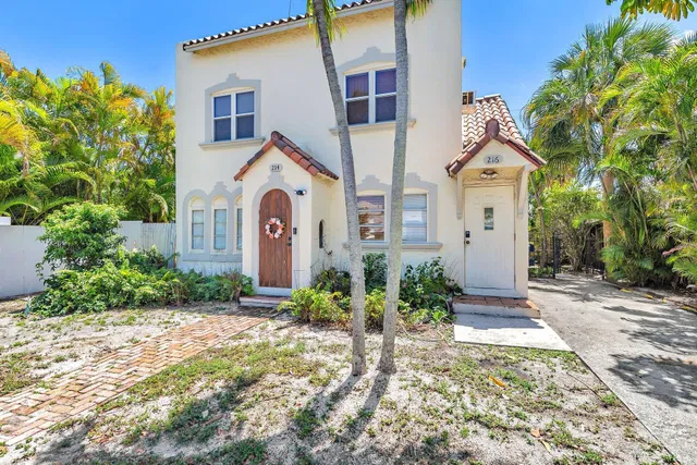 Residence photo 2
