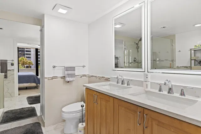 Singer Island Unit 1-204 photo 11