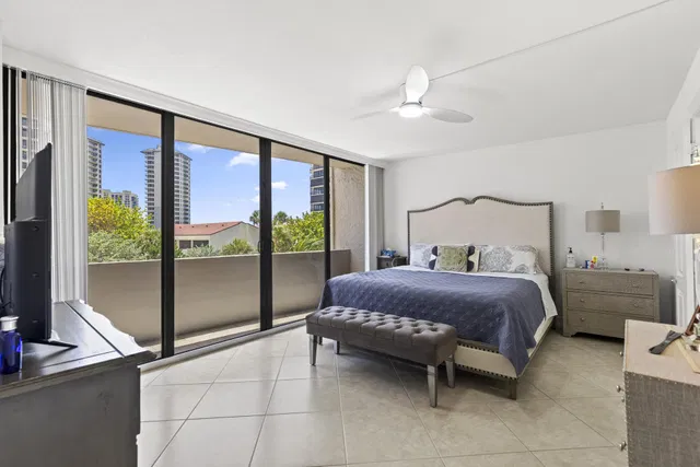 Singer Island Unit 1-204 photo 14