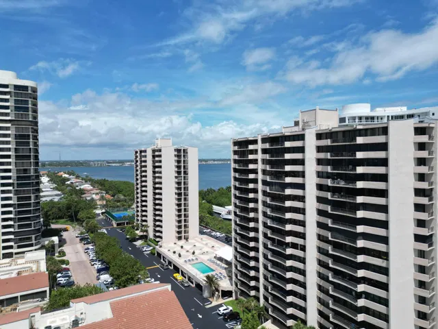 Singer Island Unit 1-204 photo 30
