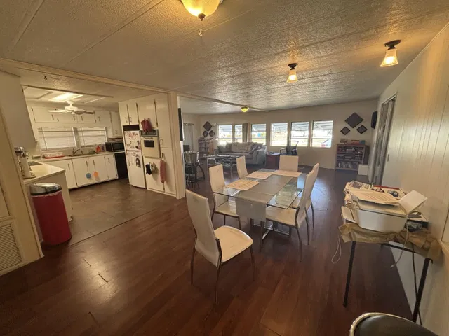  Unit 377 photo 12