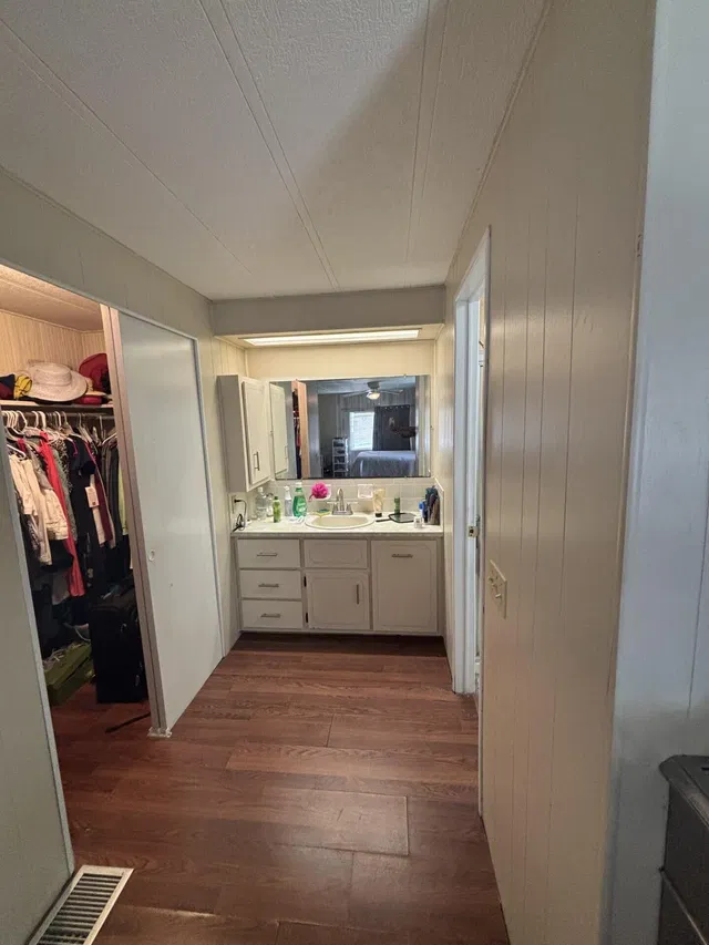  Unit 377 photo 32
