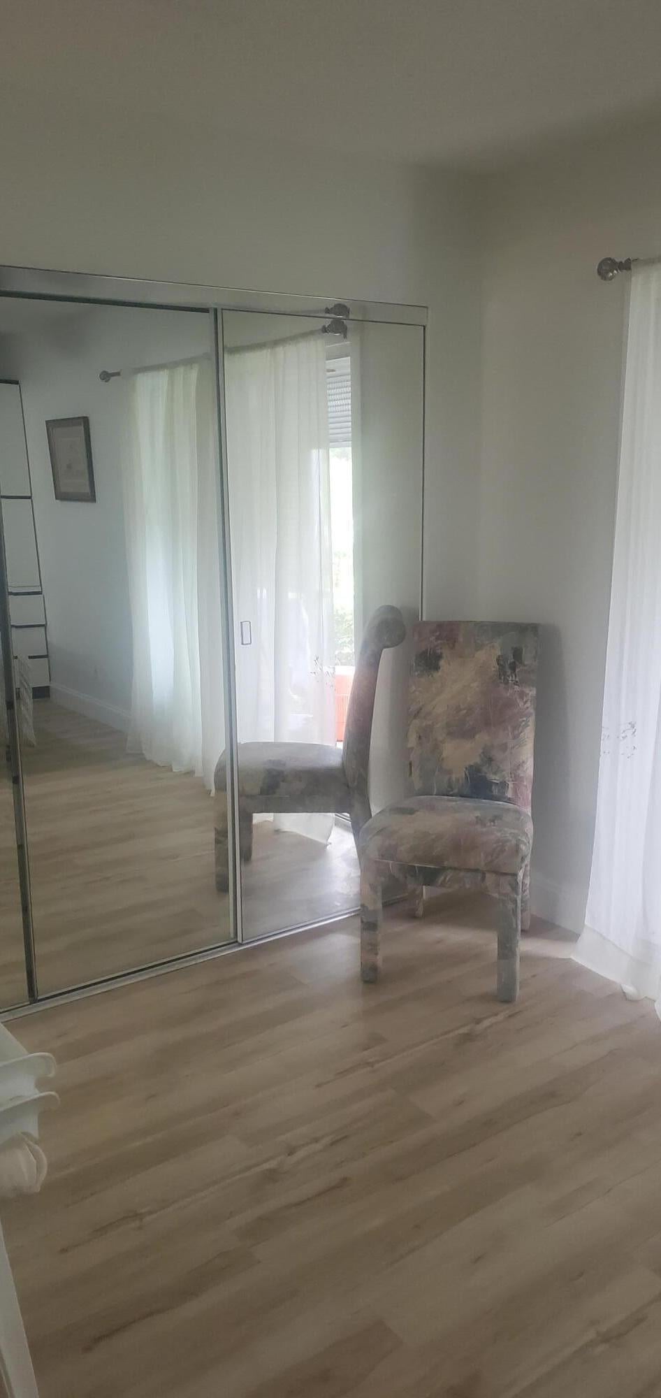 Residence photo 14