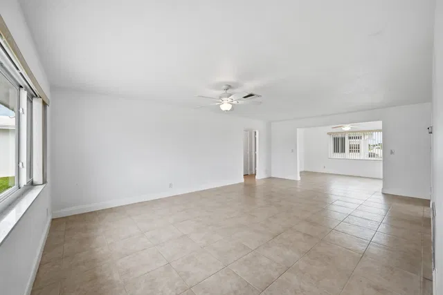 Residence photo 4
