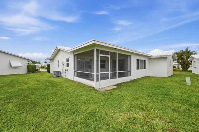 Residence photo 26