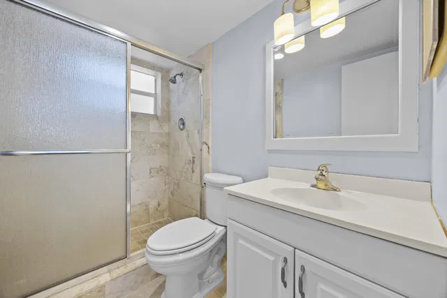  Unit 308 photo 18