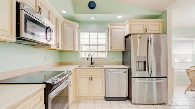  Residence photo 4