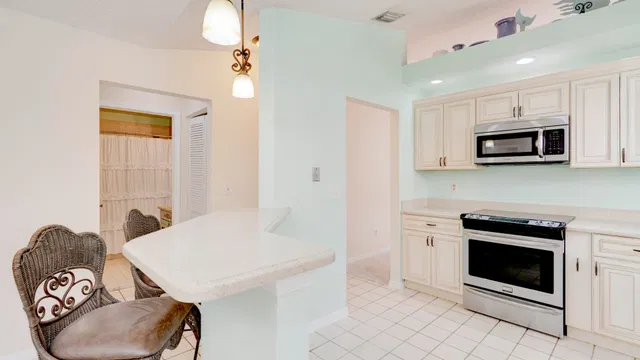  Residence photo 35