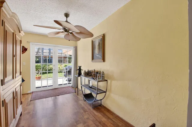  Residence photo 13