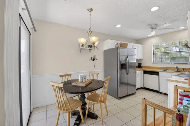  Residence photo 16