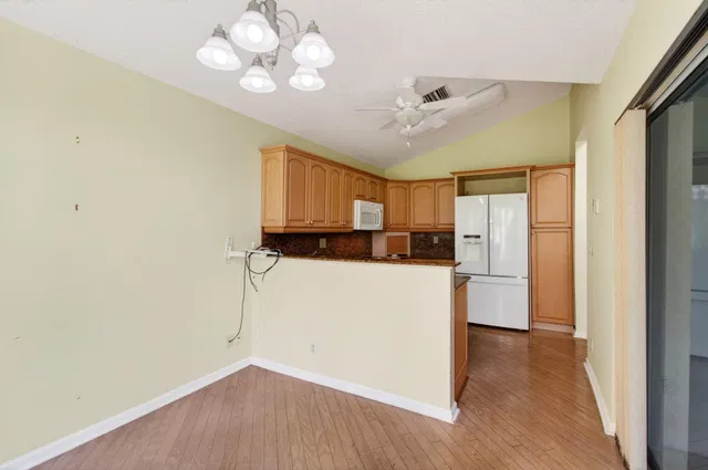 Residence photo 21