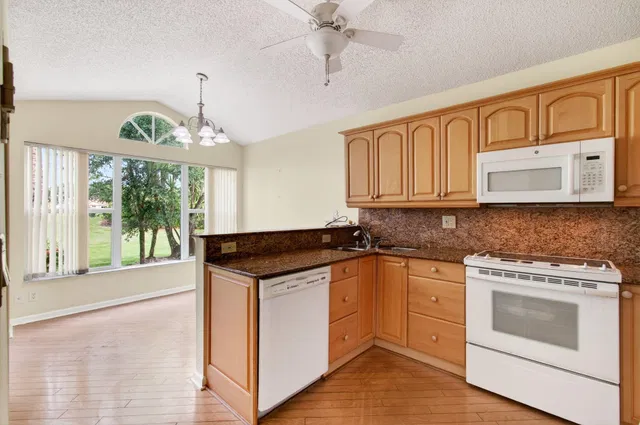 Residence photo 27