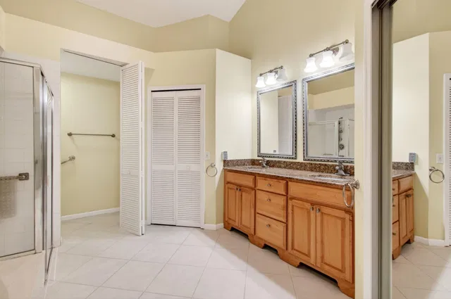 Residence photo 38
