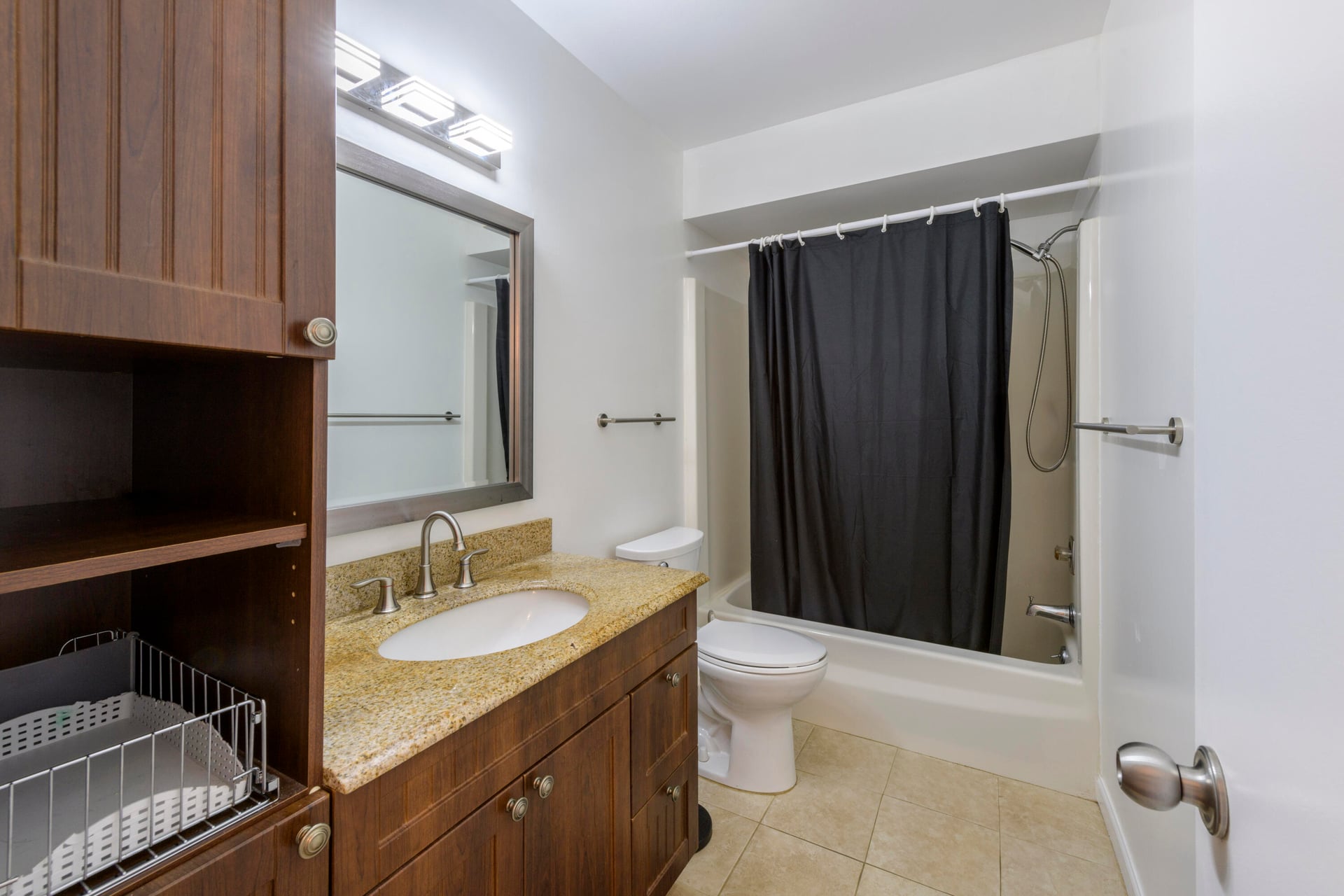 Unit 1615 photo 8